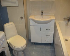In-the-combined-toilet-above-the-toilet-is-ventilation