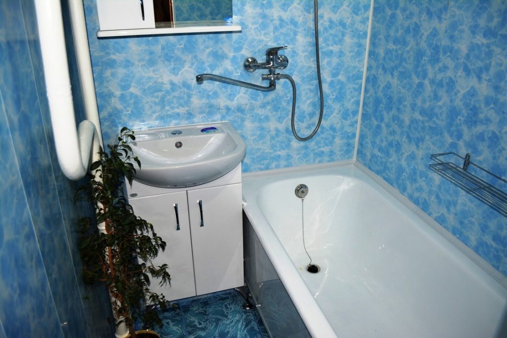 Отделка ванной панелями ПВХ в Минске – цены, отзывы на витамин-п-байкальский.рф